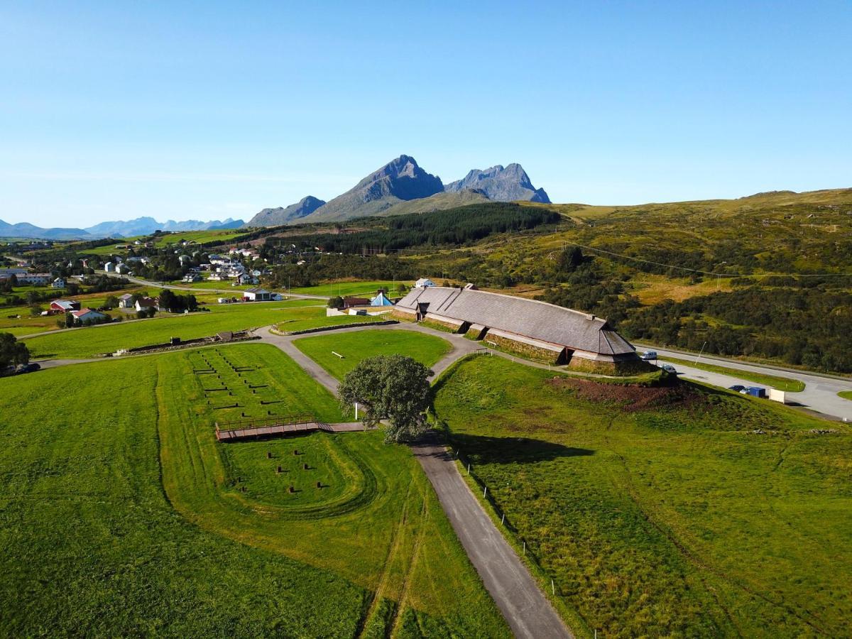 Salmon Lodge Lofoten Лекнес Екстер'єр фото