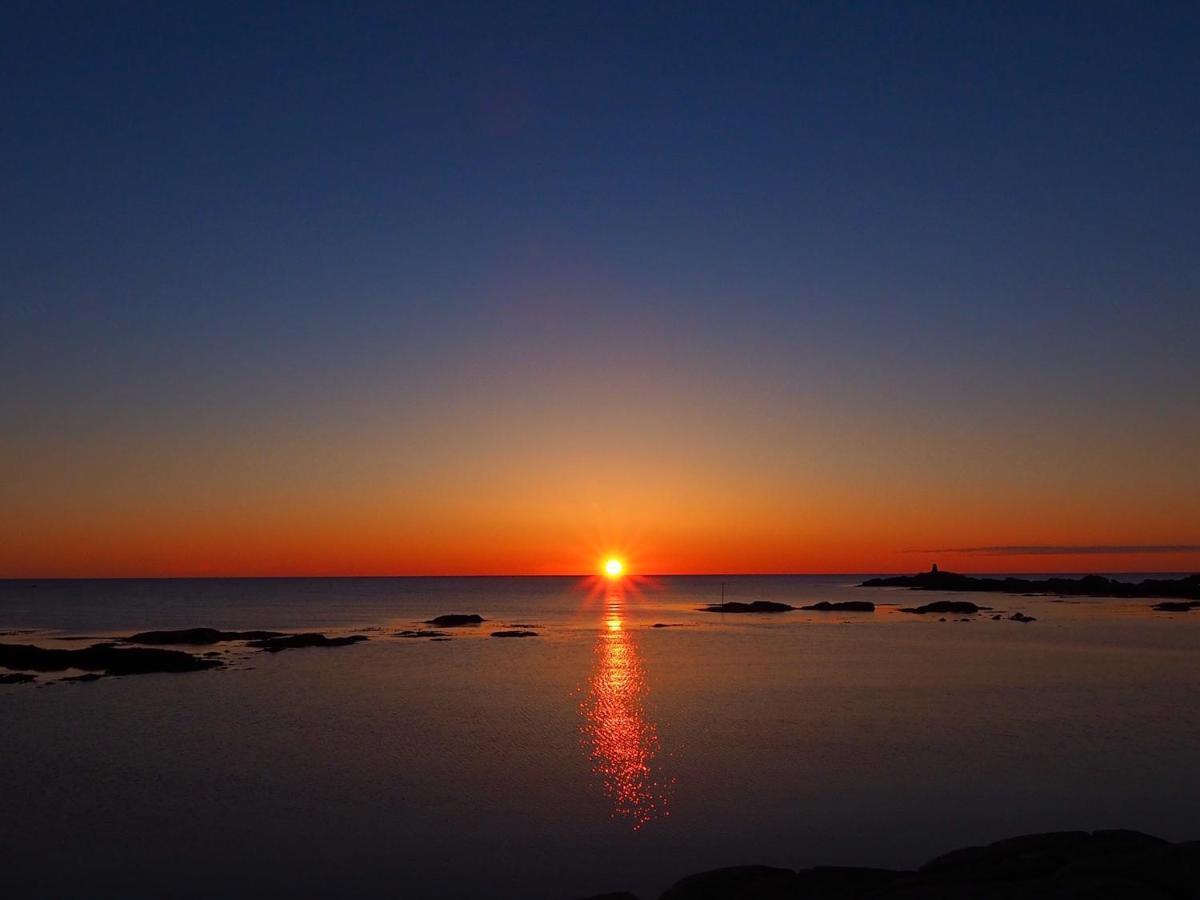 Salmon Lodge Lofoten Лекнес Екстер'єр фото