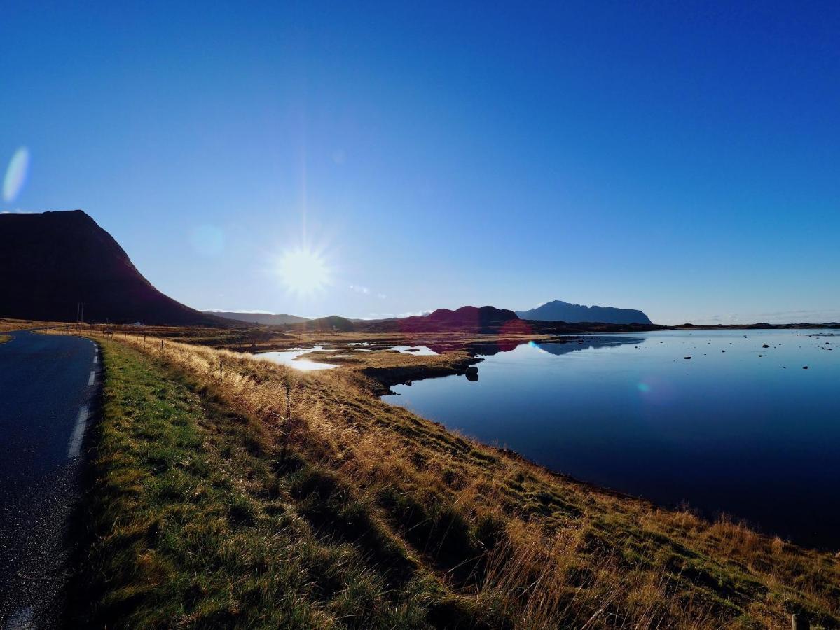 Salmon Lodge Lofoten Лекнес Екстер'єр фото